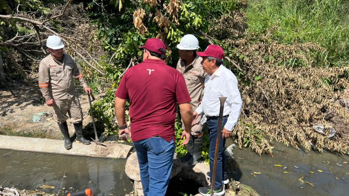 Supervisa cambio de colector gerente general de COMAPA Altamira