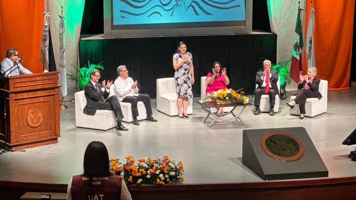 Participa Mónica Villarreal en Congreso Nacional de Derecho en la UAT