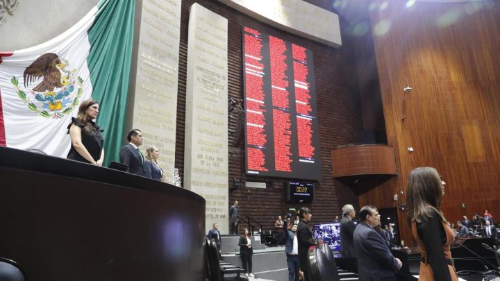 La Cámara de Diputados guardó minuto de silencio en memoria de víctimas del 2 de octubre de 1968