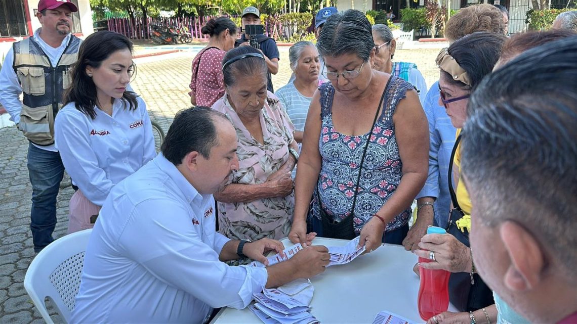 Atiende gerente general de COMAPA Altamira peticiones de habitantes de Villa Cuauhtémoc