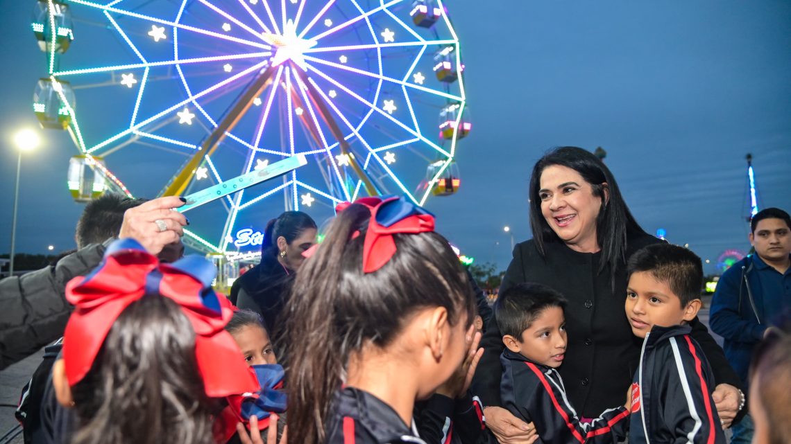 Ofrece Mónica Villarreal Mágica Convivencia a Niños del Ejército de Salvación